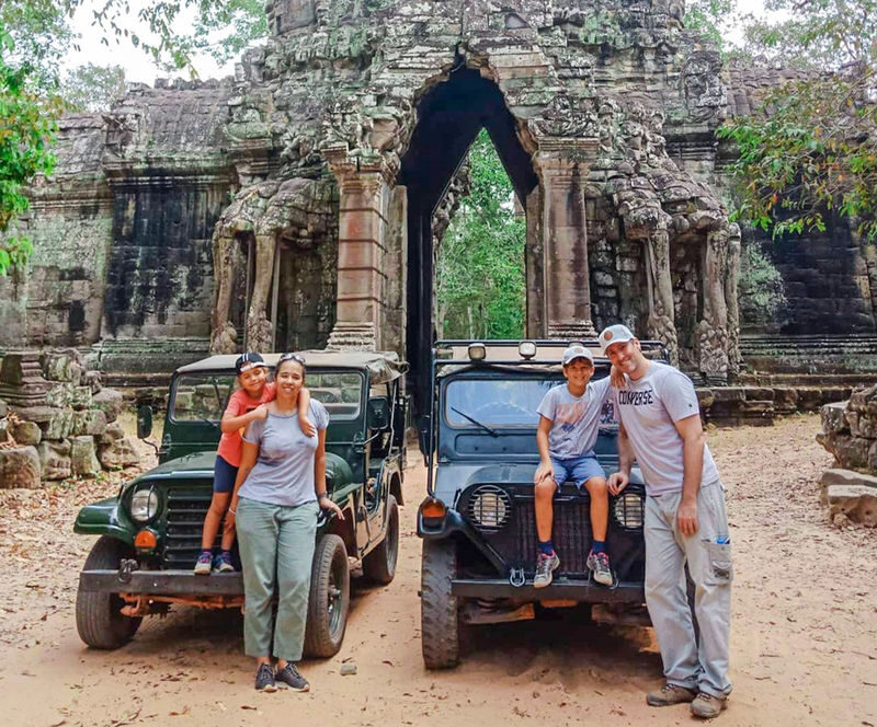 Siem Reap Angkor Wat Full-Day Private Historical Tour - What your guide brings to the day