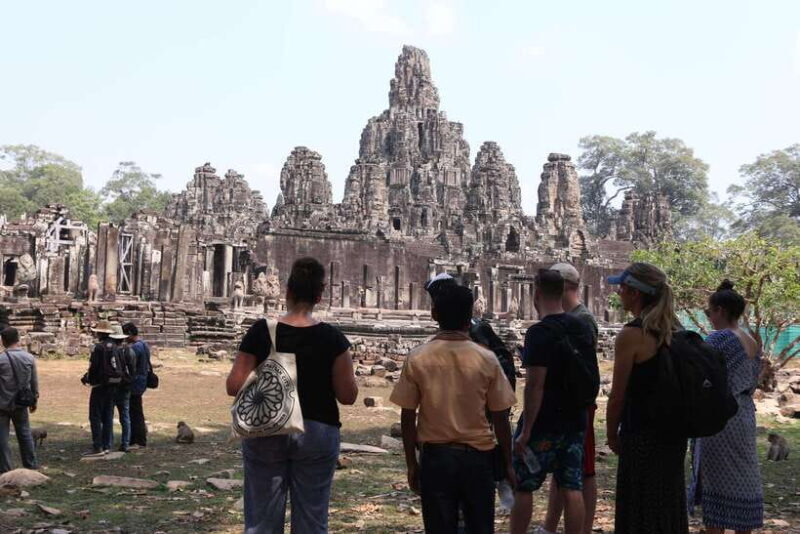 Siem Reap Angkor Wat Guide Tour -Small Group - Exploring Angkor Wat and Its Surroundings: A Detailed Breakdown