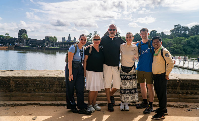 Siem Reap Angkor Wat Half-Day Guided Tour - Angkor Wat with a guide, not just a camera stop