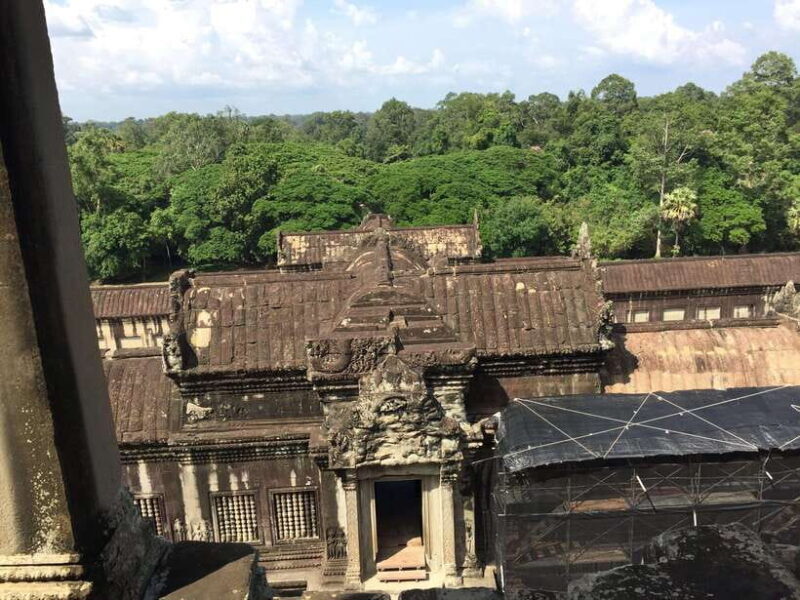 Siem Reap: Angkor Wat Half-Day Trip with Local Guide - In The Sum Up