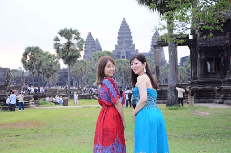 Siem Reap: Angkor Wat Photoshoot - The Guides and Their Knowledge