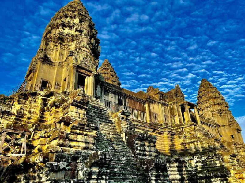 Siem Reap: Angkor Wat Private full Day Tour - Start of the Day: Early Pickup and First Impressions  