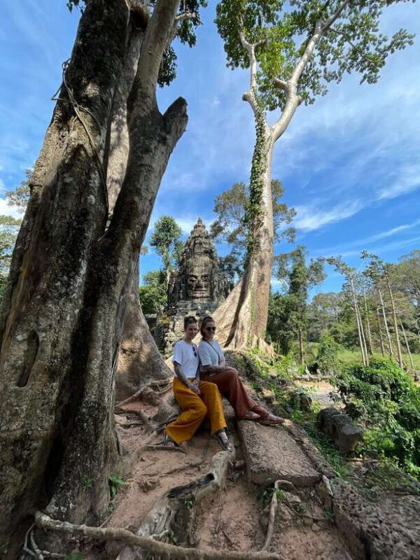 Siem Reap: Angkor Wat Private full Day Tour - Returning to Siem Reap: A Long but Rewarding Day  