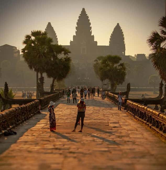 Siem Reap: Angkor Wat Small Group Tour with Spanish Guide - An In-Depth Look at the Tour Experience