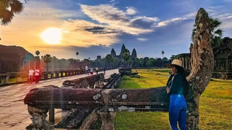 Siem Reap: Angkor Wat Sunrise & Floating Village Tour - A Cultural Shift: Kampong Khleang Floating Village  