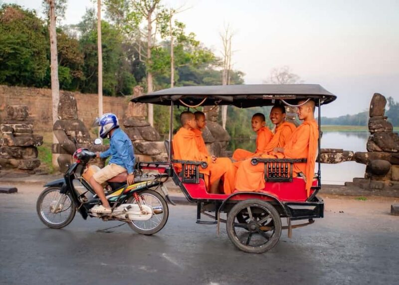 Siem Reap: Angkor Wat Sunrise & Hidden Gems by Tuktuk - Authentic Experiences & Insights from Reviews