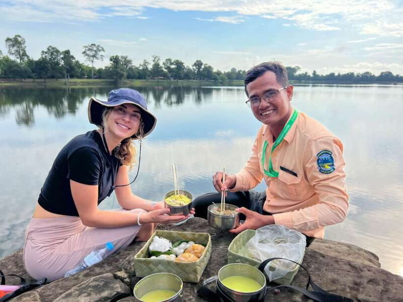 Siem Reap: Angkor Wat Sunrise Tour via Tuk Tuk & Breakfast - The Unique Experience of Watching the Sunrise at Angkor Wat