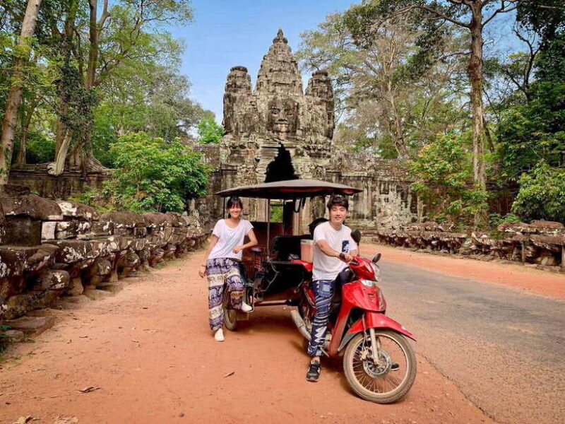 Siem Reap: Angkor Wat Sunrise Tour via Tuk Tuk & Breakfast - Who Is This Tour Best For?