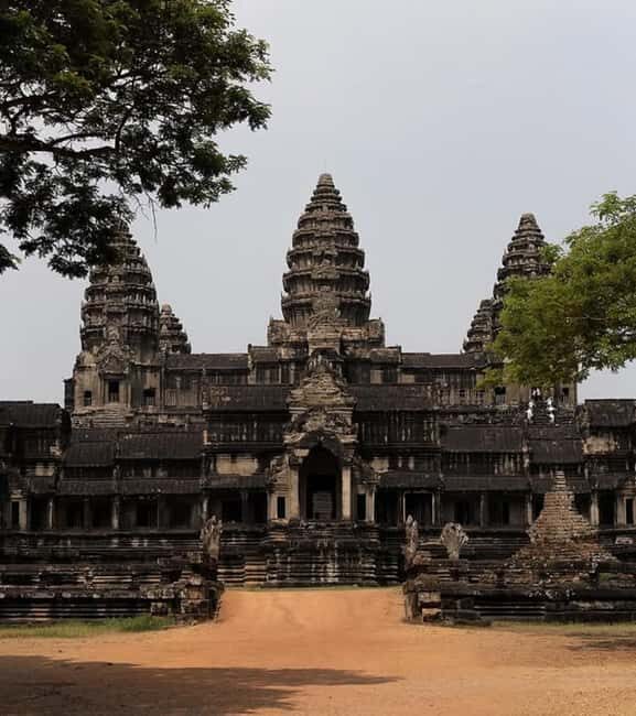 Siem Reap: Angkor Wat Tour with Italian-Speaking Guide - The Sum Up