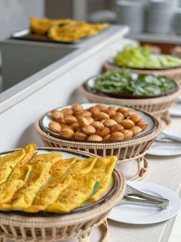 Siem Reap: Apsara Dance Show with Buffet Dinner & Tuk-Tuk... - Good To Know