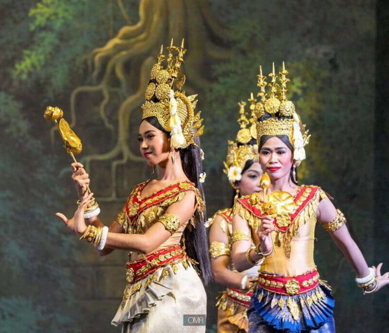 Siem Reap: Apsara Dance Show with Buffet Dinner & Tuk-Tuk... - Who Is This Tour Best Suited For?