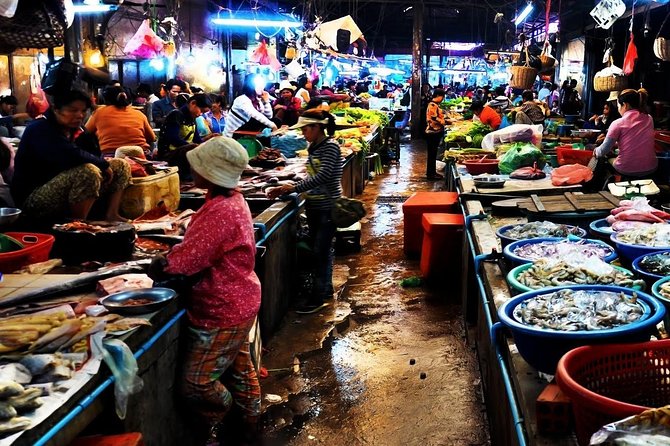 Siem Reap City Walking Tour - Traveler Reviews and Tips