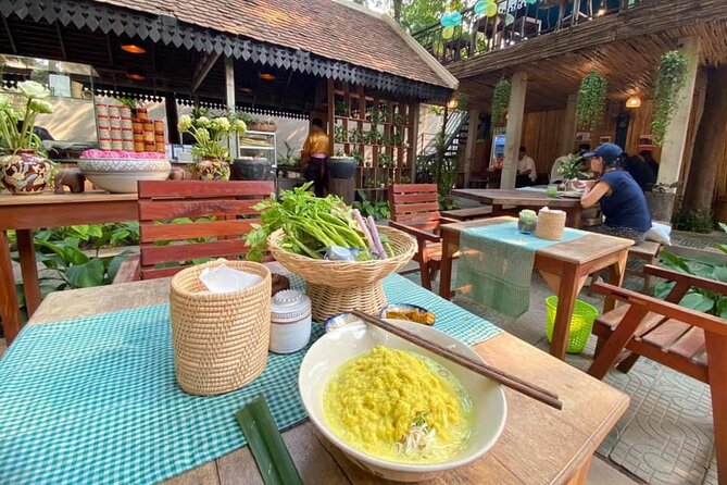 Siem Reap Evening Food Tour - Inclusive 10 Local Tastings - Free Pick-Up Arrangement