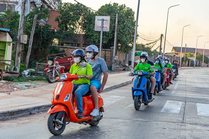 Siem Reap Evening Foodie Vespa Tour - Safety and Logistics
