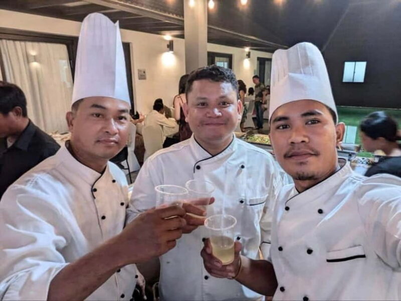 Siem Reap: Evening Market Tour and Cooking Class - Why This Tour Stands Out