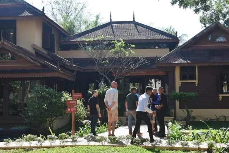 Siem Reap: Floating Village, Killing Fields and Apsara Show - Authenticity and Local Insights