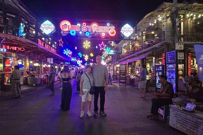 Siem Reap Food Tours 8 Stops and 8 Food Tastings - Transportation, Group Size, and Timing