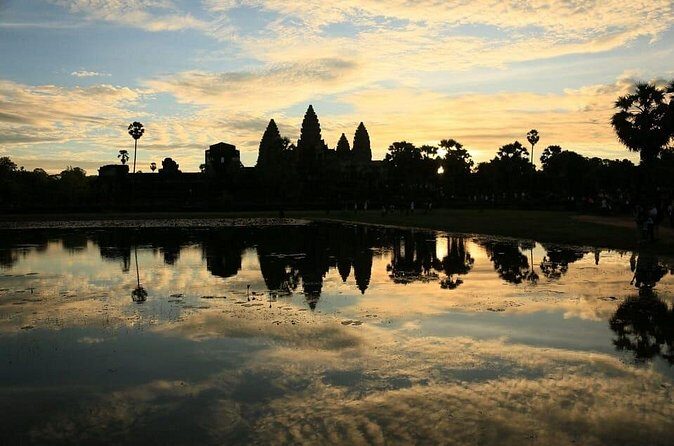 Siem Reap Full Day Angkor Wat with Apsara Dance Dinner - The Sum Up