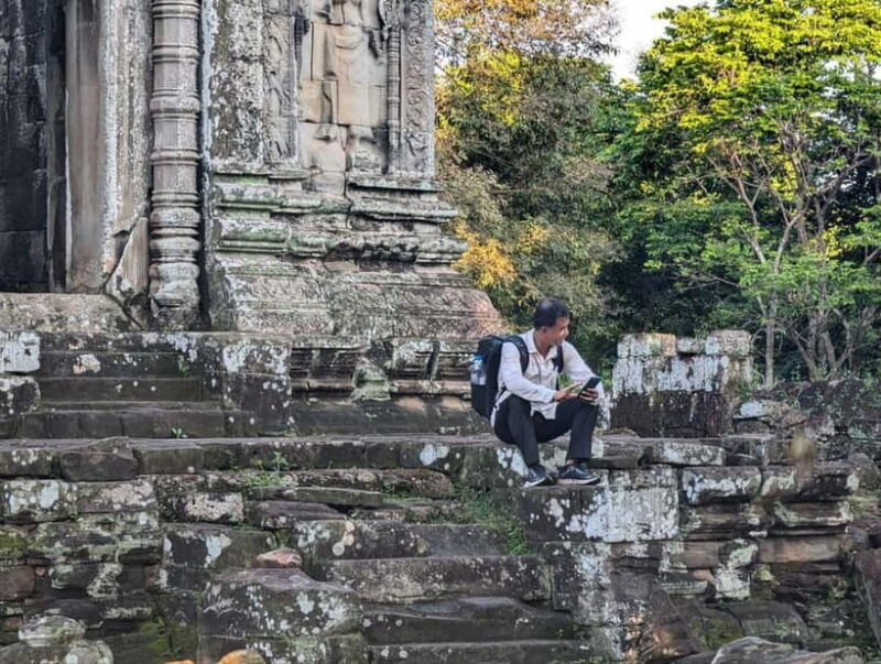 Siem Reap: Hidden Jungle Temples & Picnic Small Group Tour - Scenic Return and Cultural Insights