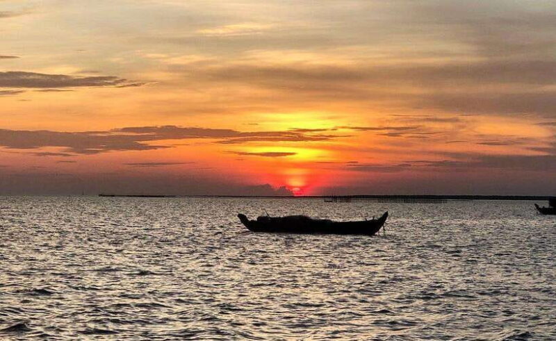 Siem Reap: Kampong Phluk Floating Village Tour with Boat - Good To Know