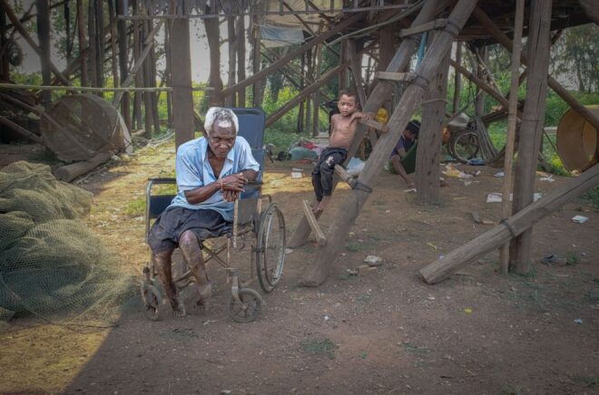 Siem Reap: Kampong Phluk Floating Village Tour With Transfer - Pickup and Transfer