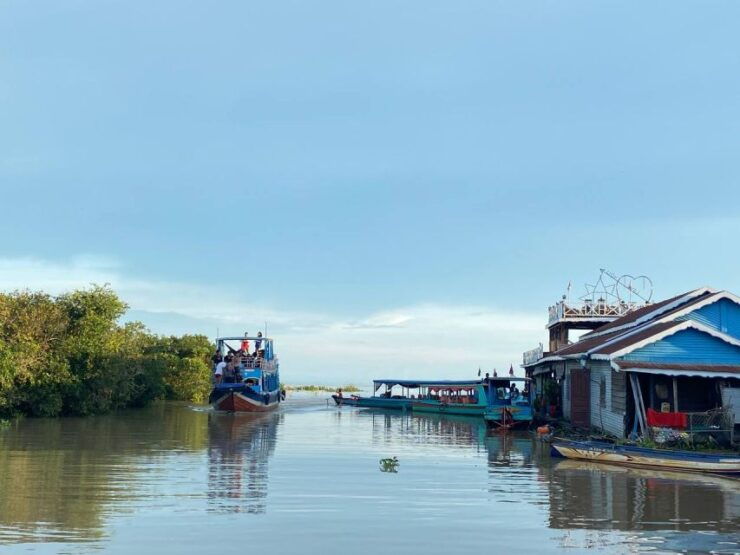 Siem Reap: Kompong Phluk Floating Village Half-Day Tour - Highlights of the Kompong Phluk Tour