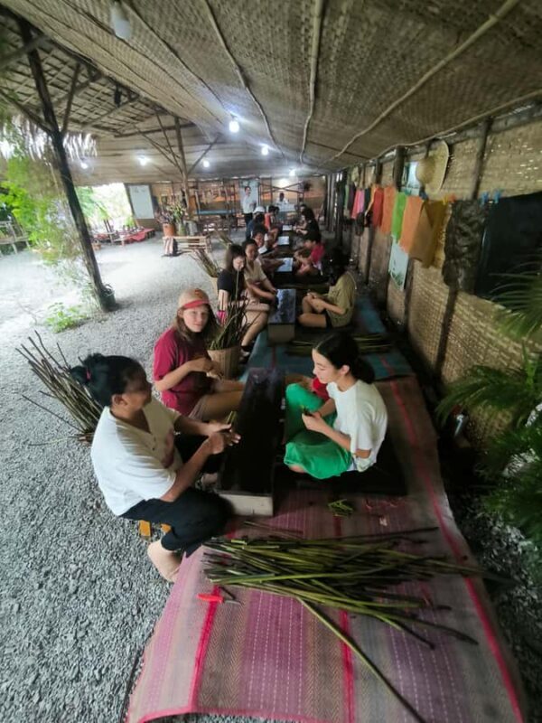 Siem Reap: Lotus Silk Farm - Tour, Lake & Artisan immersion - Scenic Boat Ride Through Lotus Fields