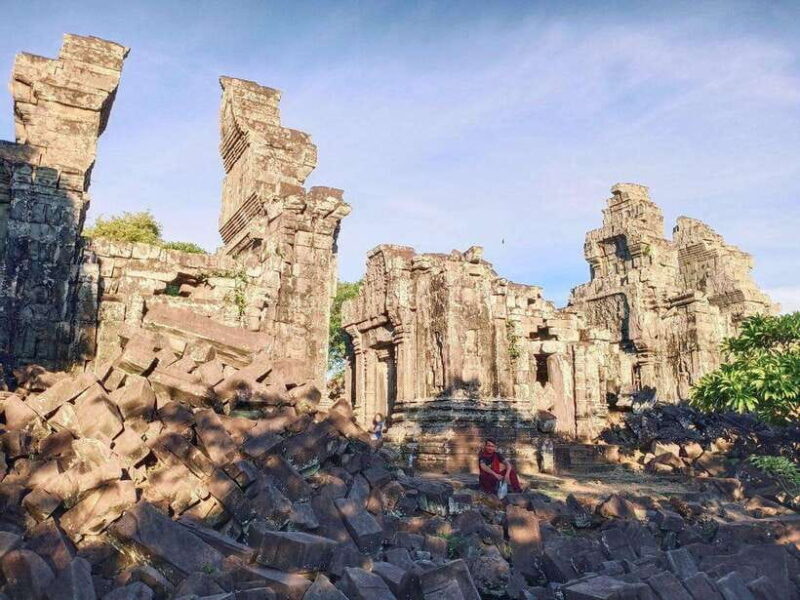 Siem Reap: Phnom Bok Mountain and Grand Circle Temples Tour - Good To Know