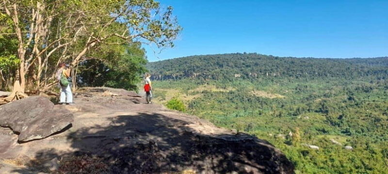 Siem Reap: Phnom Kulen and Banteay Srei Jeep Tour - Discovering Phnom Kulen: Cambodia’s Sacred Mountain