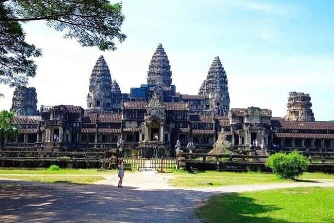 Siem Reap Private Car Tour: Angkor Grand Circuit (Half Day) - Good To Know