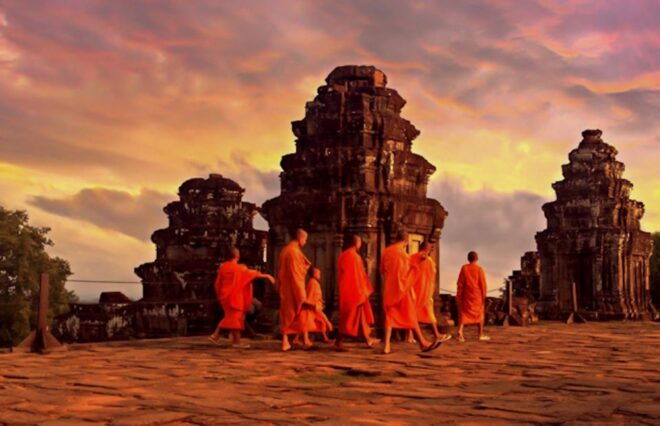 Siem Reap: Private Guided Day Trip to Angkor Wat With Sunset - Itinerary and Sites Visited