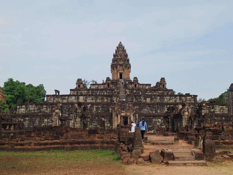 Siem Reap: Rolous Group Temples and Handicraft Center Tour - An In-Depth Look at the Siem Reap: Rolous Group Temples and Handicraft Center Tour