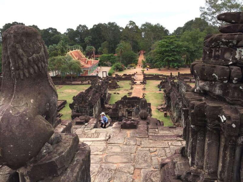 Siem Reap: Rolous Group Temples and Handicraft Center Tour - Practical Details and What to Expect