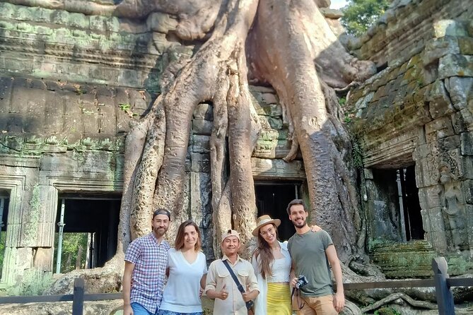 Siem Reap: Small Group Guided Tour 1 Day at Angkor - Transportation Details