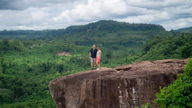 Siem Reap: Small-Group Tour in Kulen Mountain Park Waterfall - Exploring Phnom Kulen: Waterfalls, Carvings, and History  