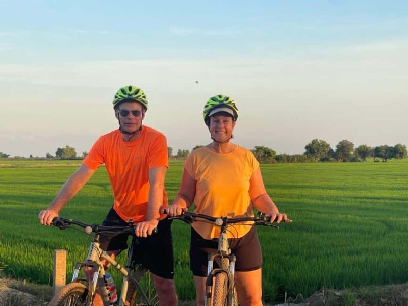 Siem Reap: Sunrise Bike Tour with Monk Blessing & Breakfast - Supporting Local Communities