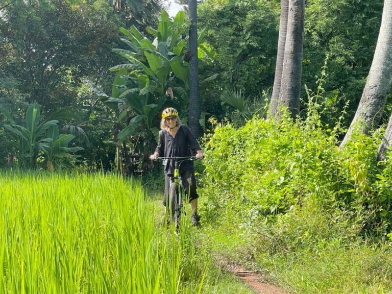 Siem Reap: Sunrise Bike Tour with Monk Blessing & Breakfast - FAQ
