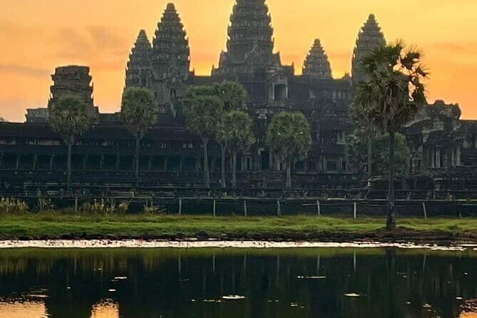 Siem Reap Temple Tuktuk Tour: Explore Angkor Wat and beyond. - Good To Know  