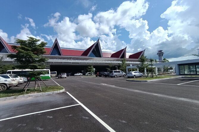 Siem Reap to Phnom Penh in Comfort: Private Transport - Practical Details: Booking, Timing, and Comfort