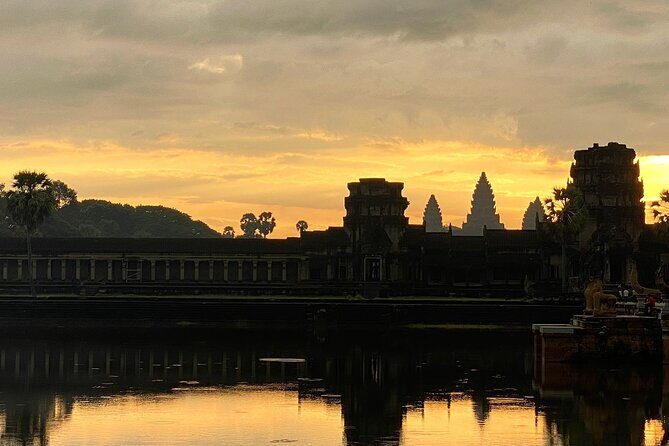 Siem Reap To Phnom Penh Private Transfer Mini-Van-Car - What the Reviews Reveal