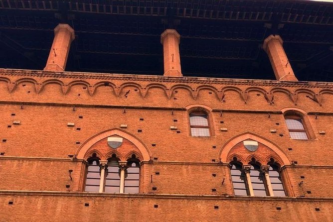 Siena and San Gimignano, The Glory Of Medieval Age In Tuscany - Local History and Culture
