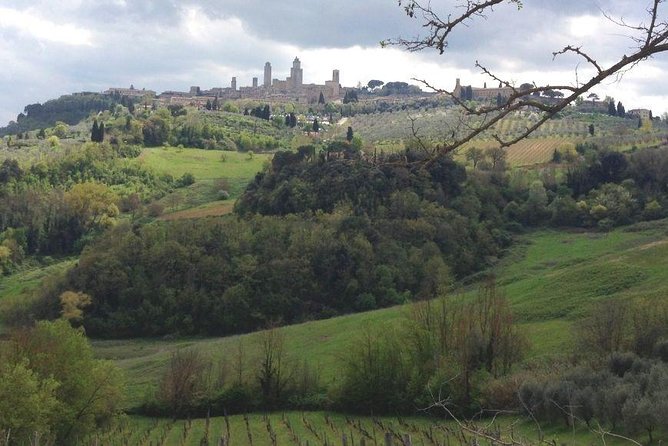 Siena And San Gimignano, The Glory Of Medieval Age In Tuscany - Architecture and Art in Tuscanys Medieval Era