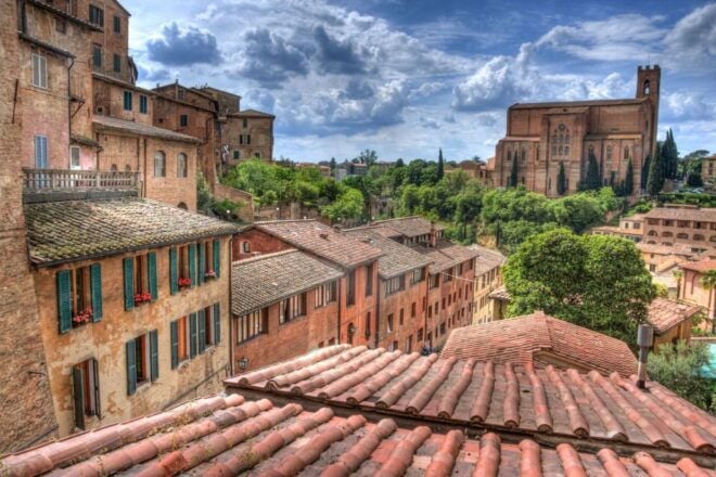 Siena: Highlights Self-Guided Scavenger Hunt and City Tour - Full Description