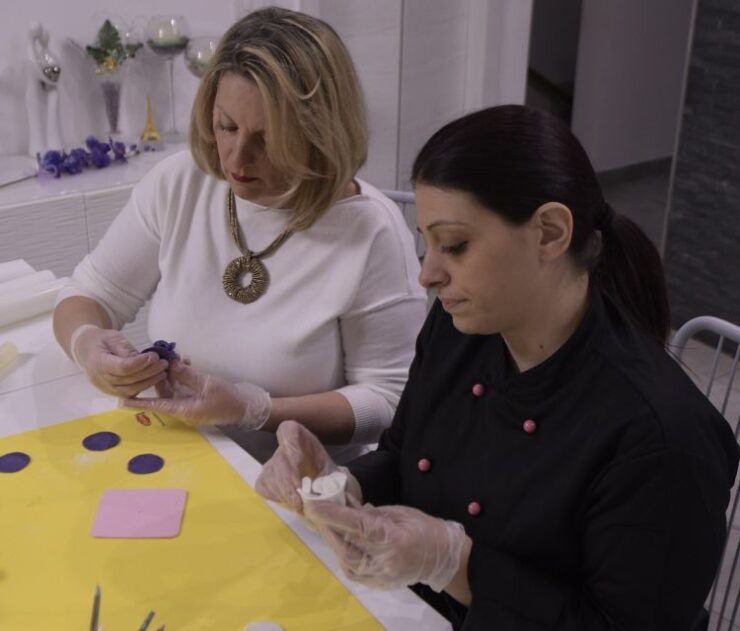 Siena: Make Fun Decorations With Cake Design - Class Details