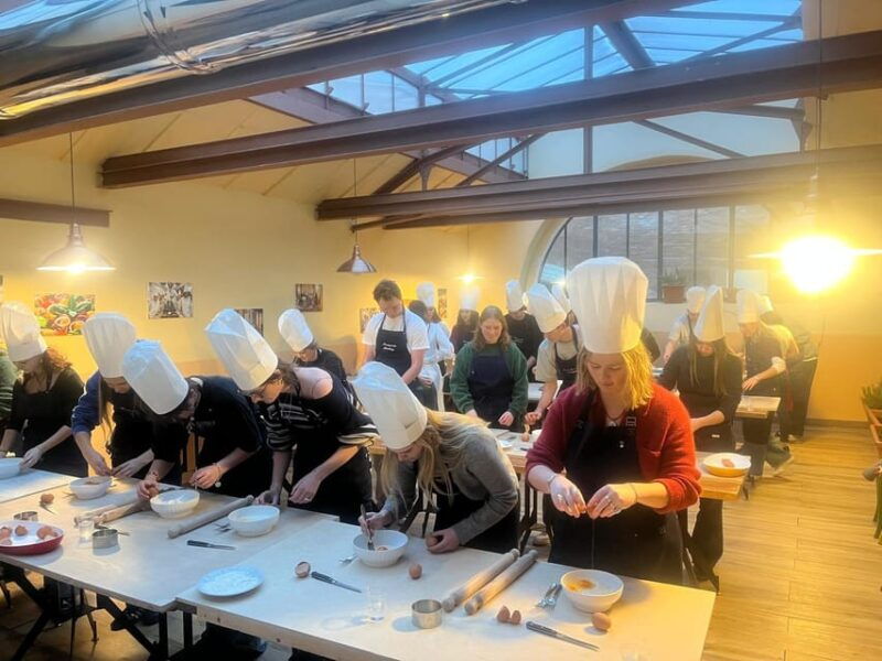 Siena: Pasta and Tiramisu Cooking Class With Wine - What Youll Learn: Pasta and Tiramisu