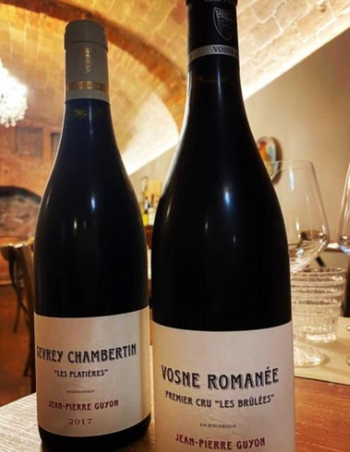Siena - Private Dinner With Fine Wines in Etruscan Cave - Restaurant Ambiance