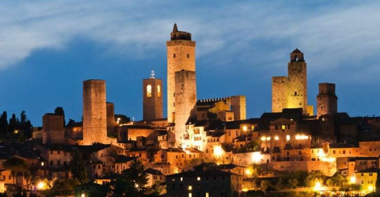 Siena & San Gimignano by Night: Tour With Dinner - Experience Itinerary