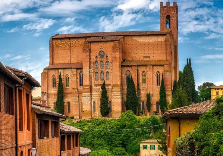 Siena Scavenger Hunt and Sights Self-Guided Tour - Experience Highlights