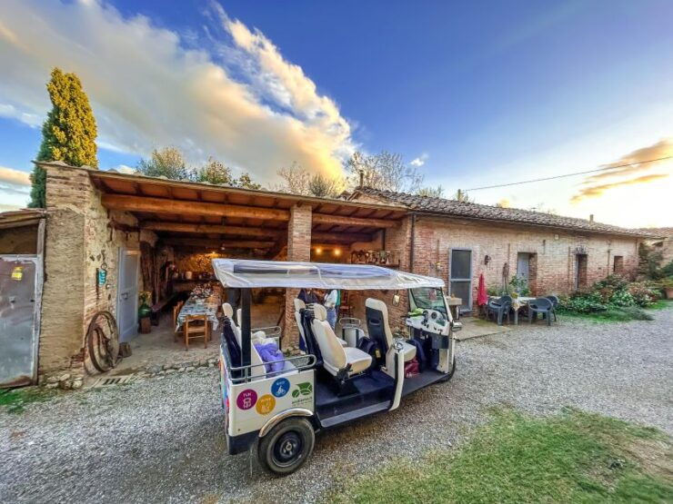 Siena: Tuk Tuk Tour With Wine Tasting - Good To Know