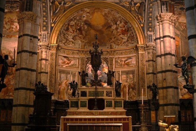 Siena Walking Tour With Cathedral and Crypt & Museum Option - Activity Highlights and Inclusions